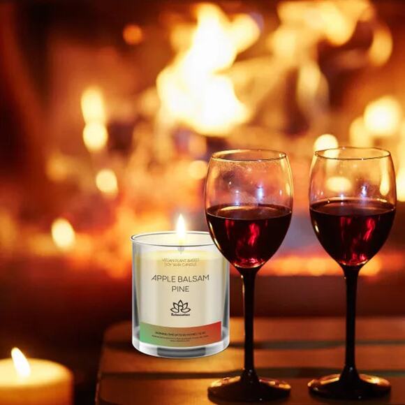 APPLE BALSAM Soy Wax Candle in Glass Jar (10 oz) - Picture 3 of 7